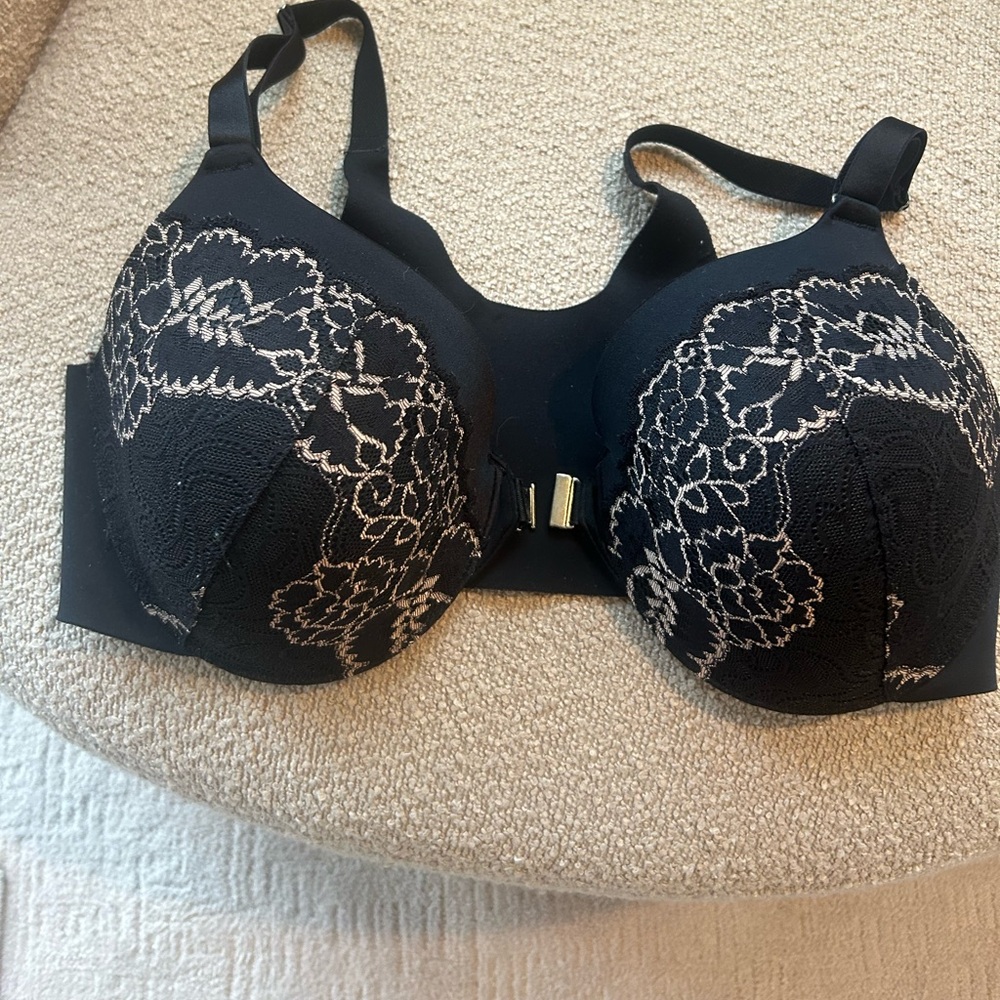 SOMA Black with lace Bra